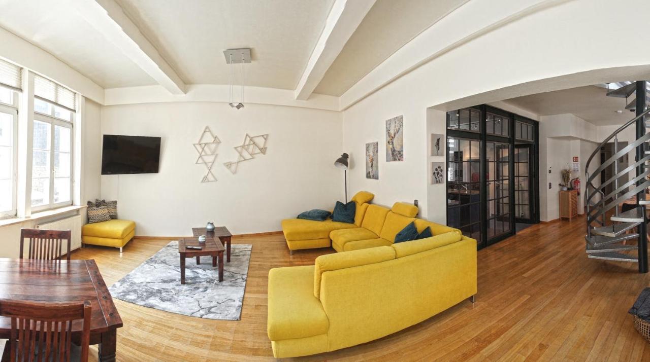 Loft13 Traumhafte Wohnung Mit Terrasse Fuer 8 Gaeste Monschau Eksteriør bilde