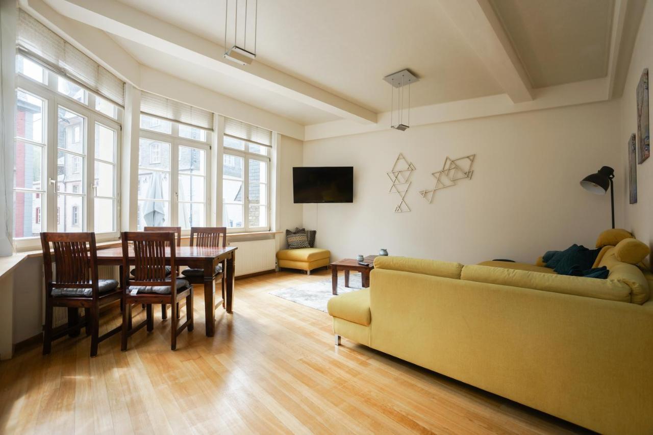 Loft13 Traumhafte Wohnung Mit Terrasse Fuer 8 Gaeste Monschau Eksteriør bilde